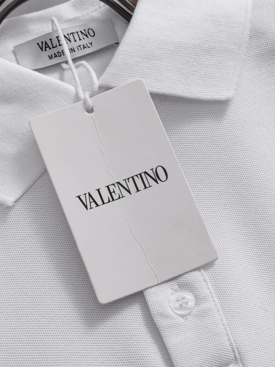 P100✨🔥 [VALENTINO] 2026FW short-sleeved lapel polo shirt Color: Black White Size: S-XXL